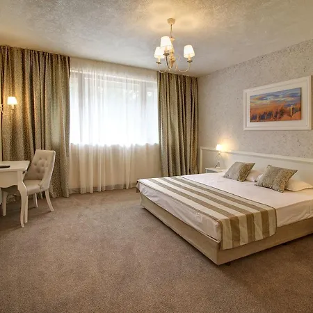 Eco Park Lejlighedshotel 4*