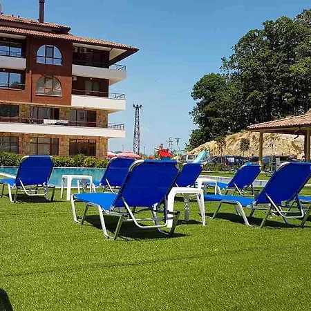 Eco Park Aparthotel