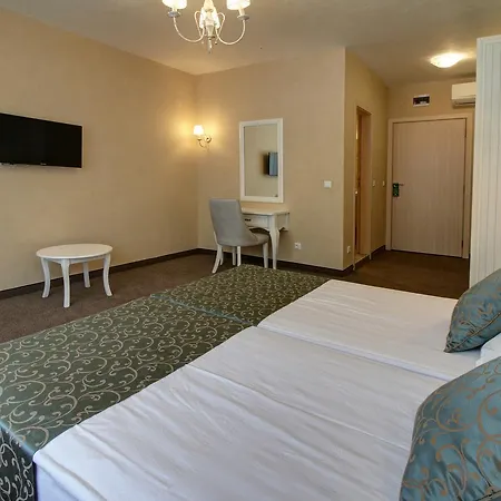 Eco Park Aparthotel