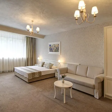 Eco Park Aparthotel