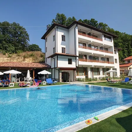 Eco Park Aparthotel